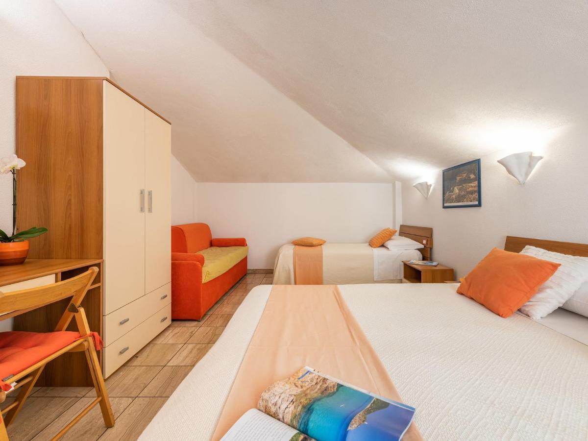 Bed And Breakfast Dorgali Buitenkant foto