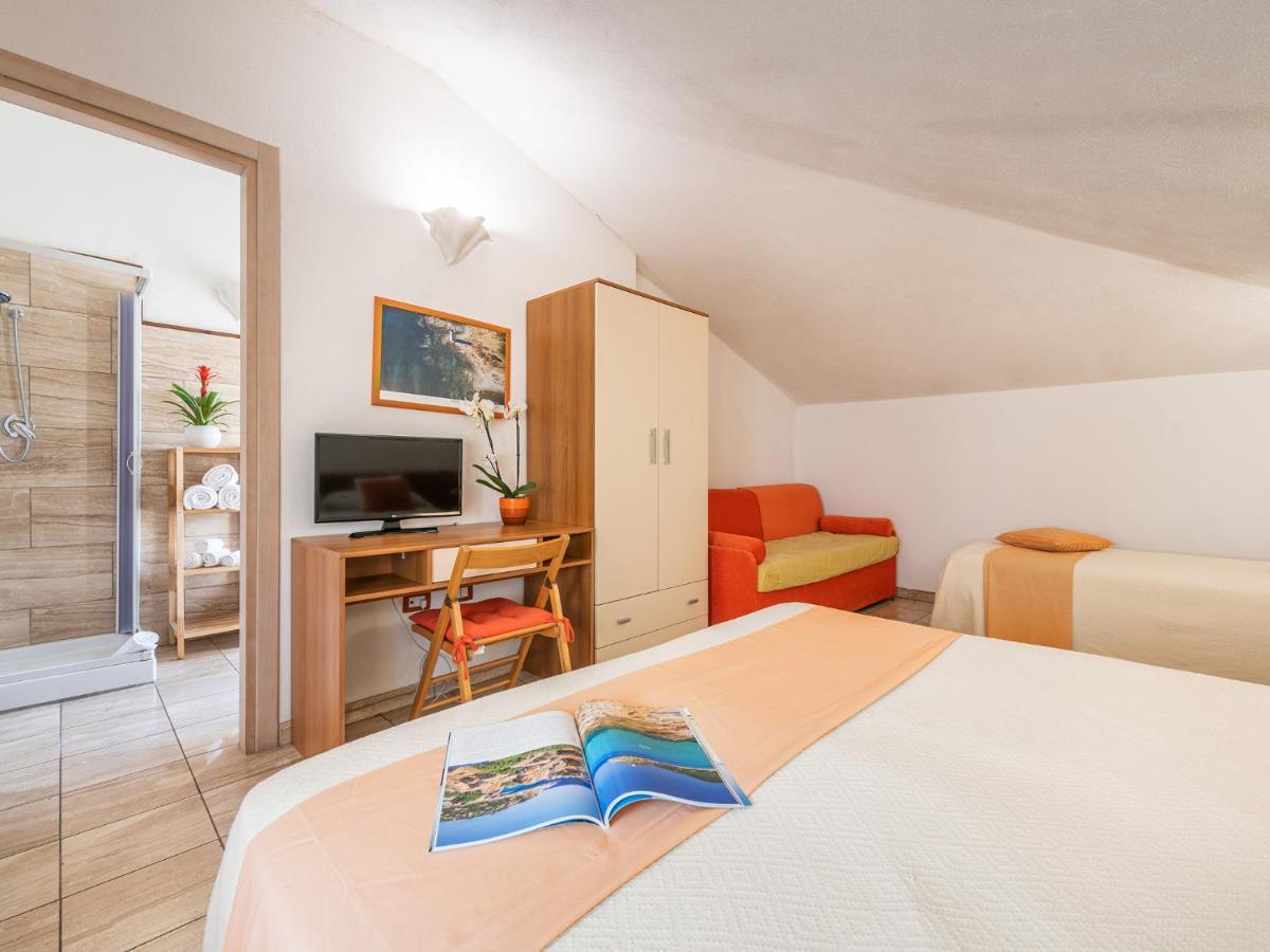 Bed And Breakfast Dorgali Buitenkant foto