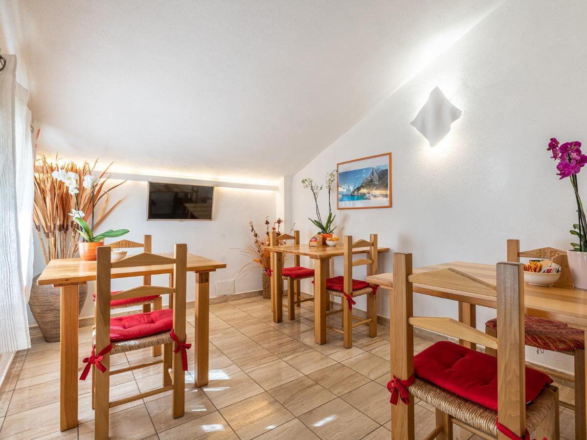 Bed And Breakfast Dorgali Buitenkant foto